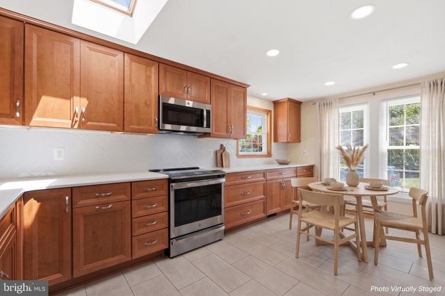 7409 LAKE KATRINE TER, Gaithersburg, MD 20879