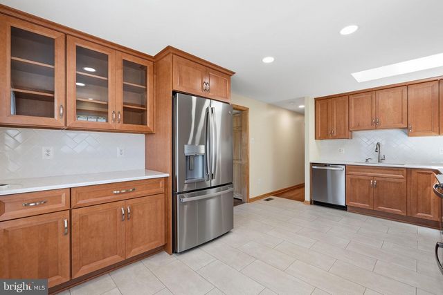 7409 LAKE KATRINE TER, Gaithersburg, MD 20879