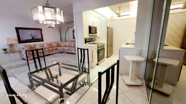 4079 Cornwall D 4079, Boca Raton, FL 33434