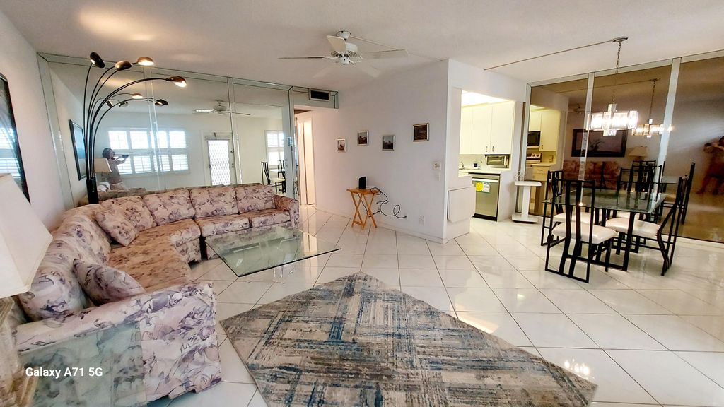 4079 Cornwall D 4079, Boca Raton, FL 33434