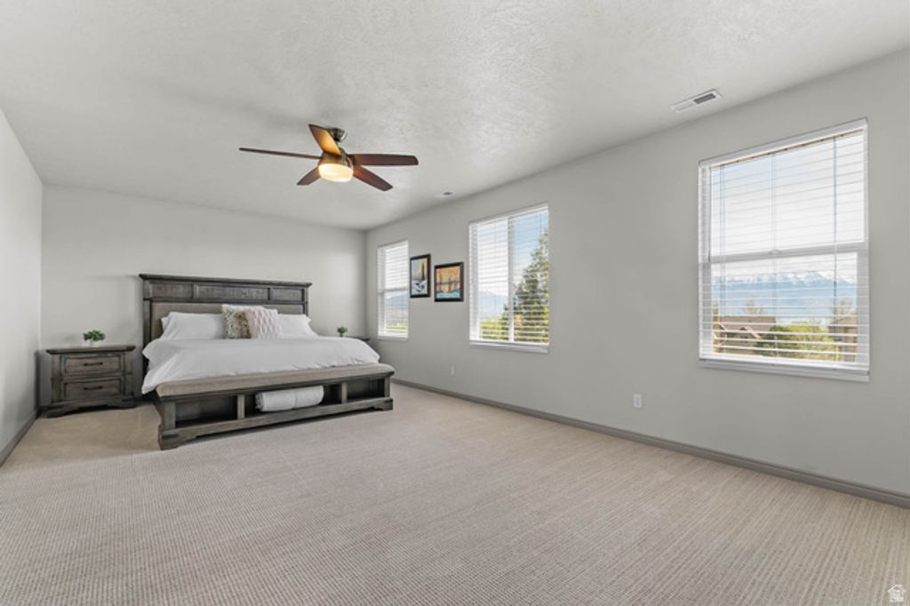 Image 15 of property listing at 1374 S LEA CT, Saratoga Springs, UT 84045