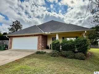 2111 W KENTUCKY AVENUE, Ruston, LA 71270