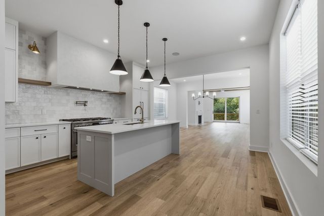 5916A Maxon Ave A, Nashville, TN 37209