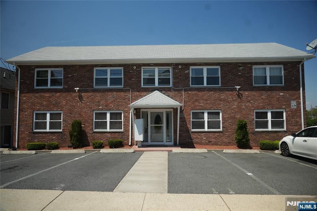 61 Brighton Avenue 10, Belleville, NJ 07109