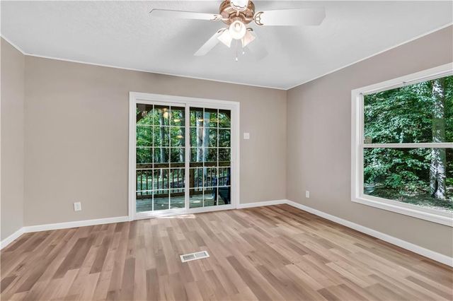 414 Twin Mountain Lake Circle, Talking Rock, GA 30175