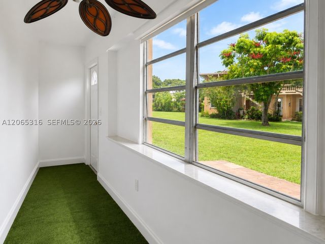 20311 NE 2nd Ave 15, Miami, FL 33179