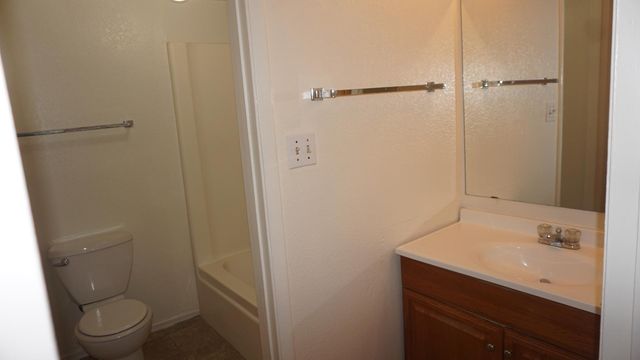 10851 N 65th Avenue, Glendale, AZ 85304