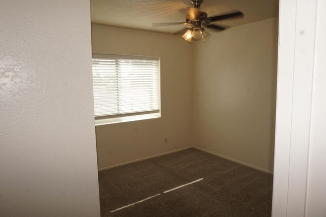 10851 N 65th Avenue, Glendale, AZ 85304
