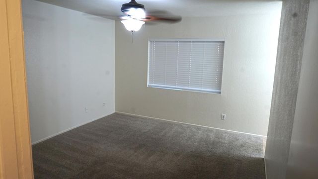 10851 N 65th Avenue, Glendale, AZ 85304