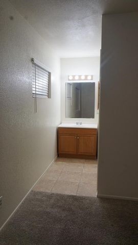 10851 N 65th Avenue, Glendale, AZ 85304