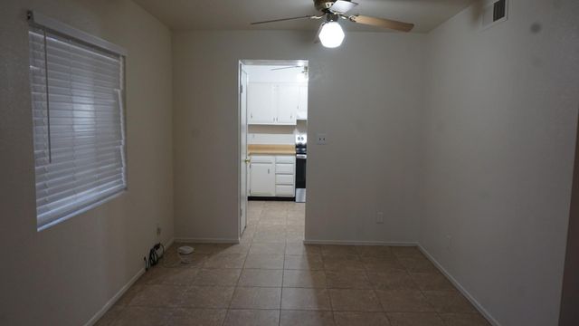 10851 N 65th Avenue, Glendale, AZ 85304