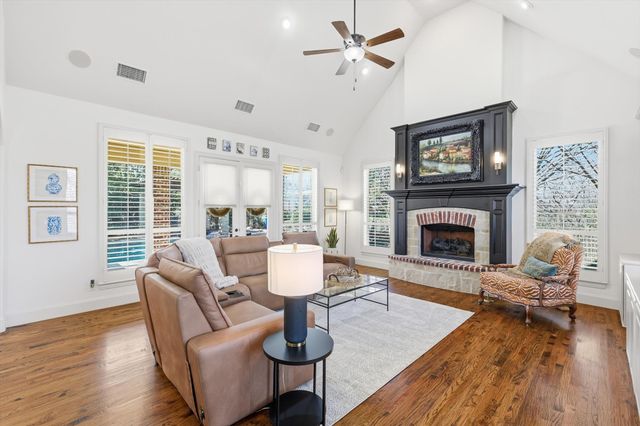 8621 Canyon Crossing, Lantana, TX 76226