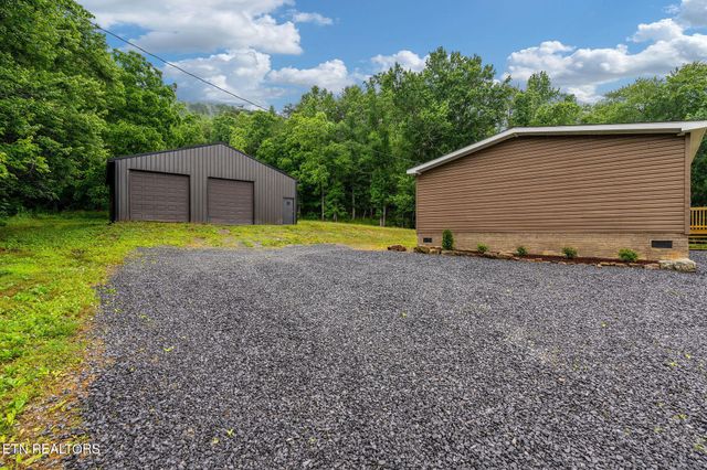 322 New Life Rd, Rogersville, TN 37857