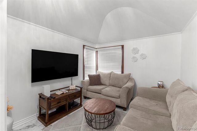 1803 N Rosevere Avenue, Dearborn, MI 48128