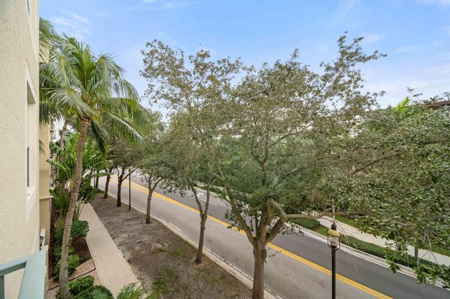 720 S Sapodilla Avenue 301, West Palm Beach, FL 33401