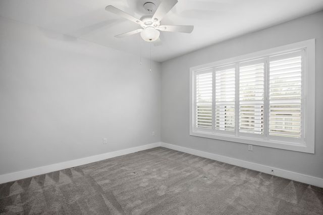 1804 Valencia Dr, Kerrville, TX 78028