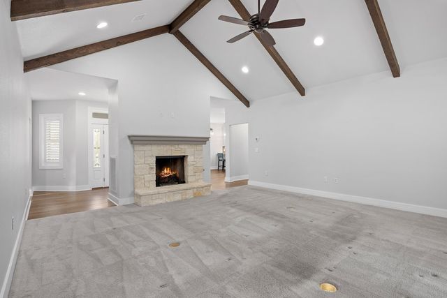 1804 Valencia Dr, Kerrville, TX 78028