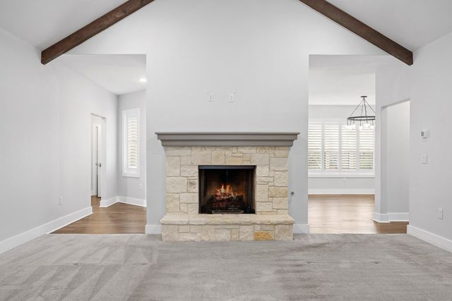 1804 Valencia Dr, Kerrville, TX 78028