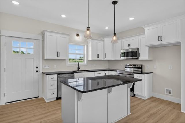 1233 Coleytown Road, Lafayette, TN 37083