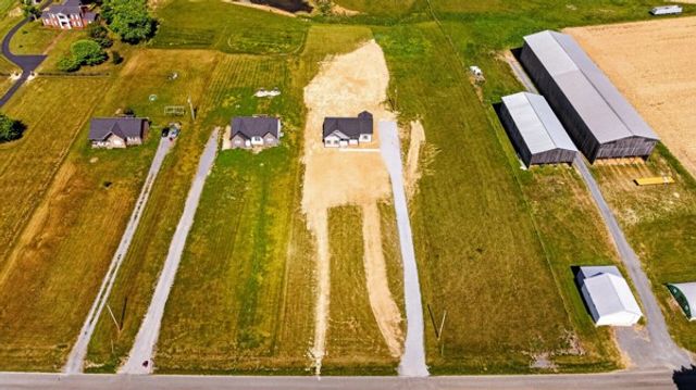 1233 Coleytown Road, Lafayette, TN 37083