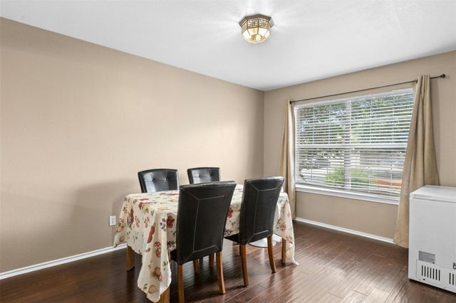 203 Pheasant TRL, Bastrop, TX 78602