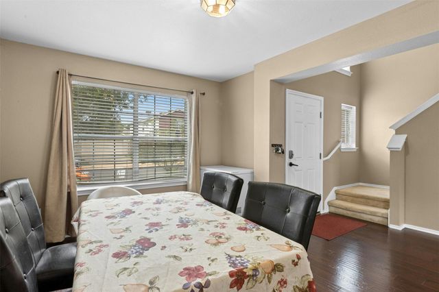 203 Pheasant TRL, Bastrop, TX 78602