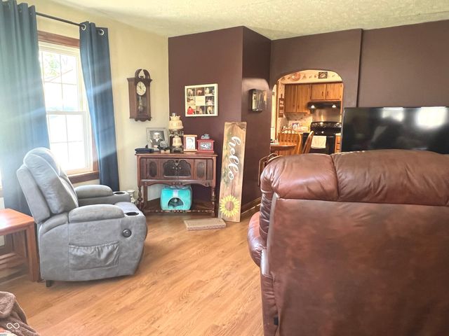 990 N 400 W, Bargersville, IN 46106