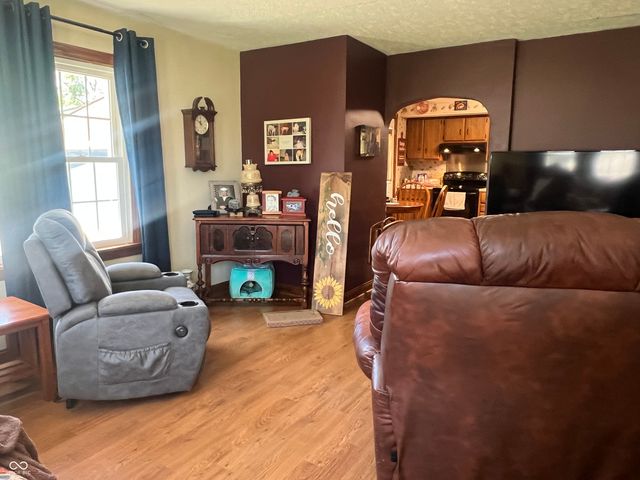 990 N 400 W, Bargersville, IN 46106