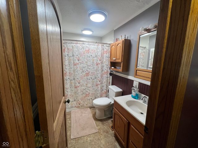 990 N 400 W, Bargersville, IN 46106