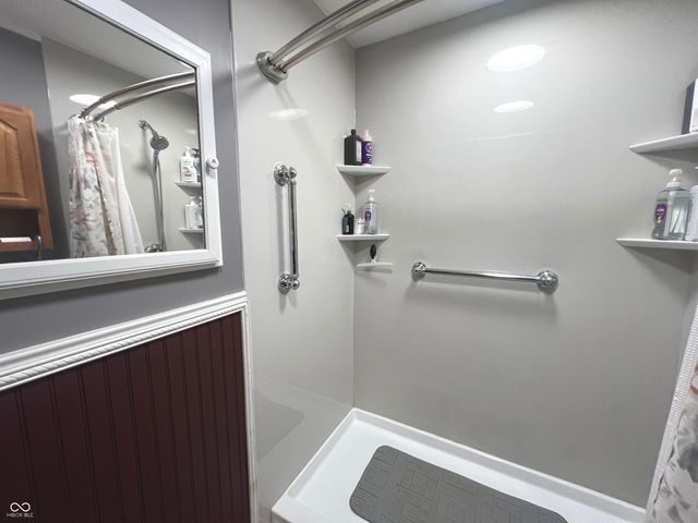 990 N 400 W, Bargersville, IN 46106