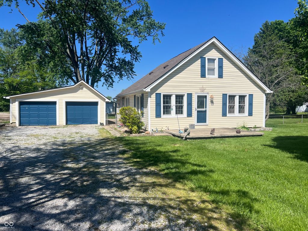 990 N 400 W, Bargersville, IN 46106