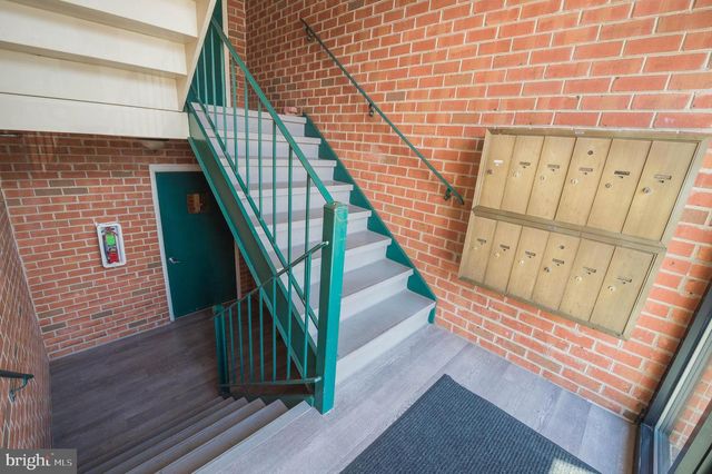 803 COLLEGE LN #J, Salisbury, MD 21804