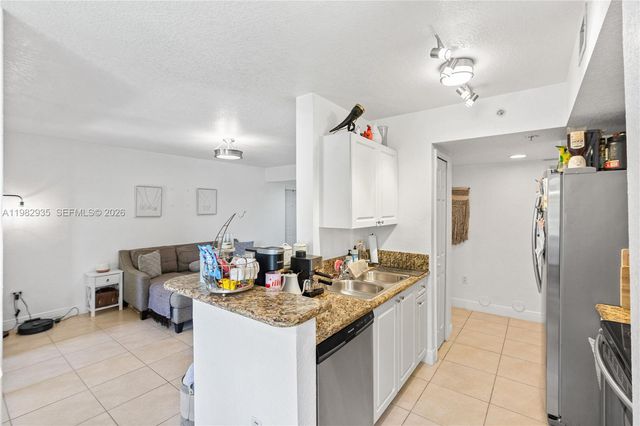 21130 SW 87th Ave 206, Cutler Bay, FL 33189