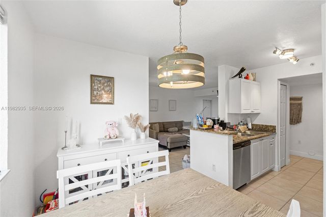 21130 SW 87th Ave 206, Cutler Bay, FL 33189