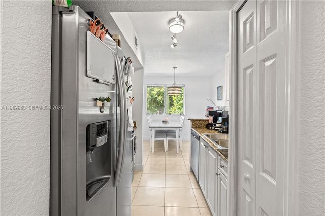 21130 SW 87th Ave 206, Cutler Bay, FL 33189