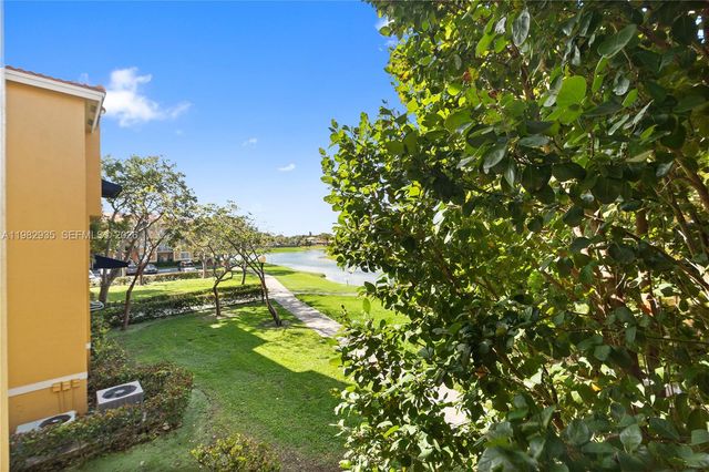 21130 SW 87th Ave 206, Cutler Bay, FL 33189