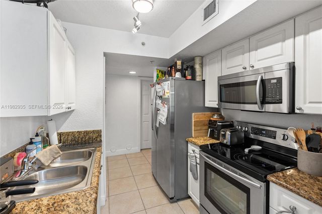 21130 SW 87th Ave 206, Cutler Bay, FL 33189