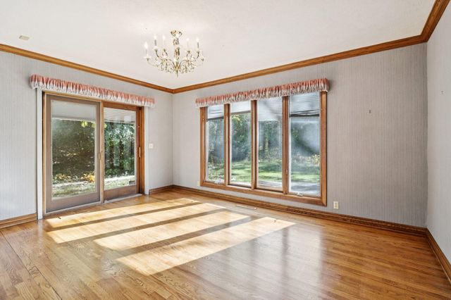 803 OAK PARK Road, Council Bluffs, IA 51503