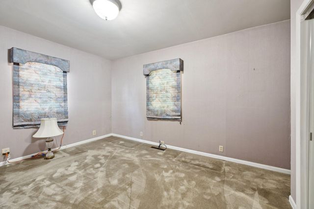 803 OAK PARK Road, Council Bluffs, IA 51503