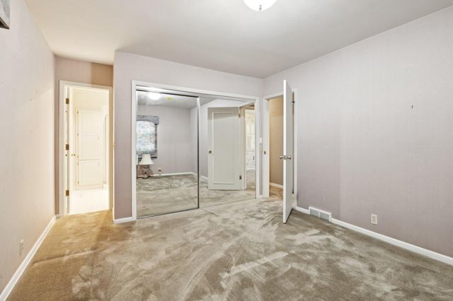 803 OAK PARK Road, Council Bluffs, IA 51503