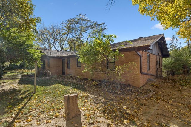 803 OAK PARK Road, Council Bluffs, IA 51503