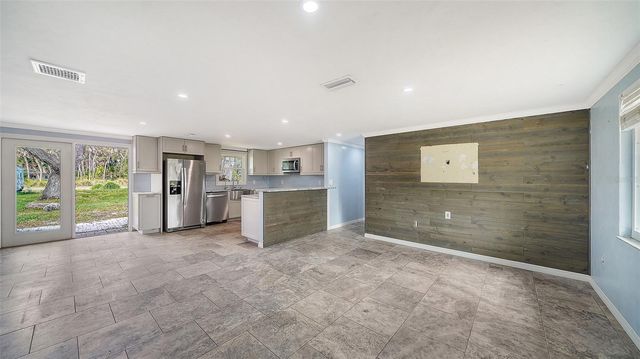 1203 PINELAND AVENUE, Venice, FL 34285