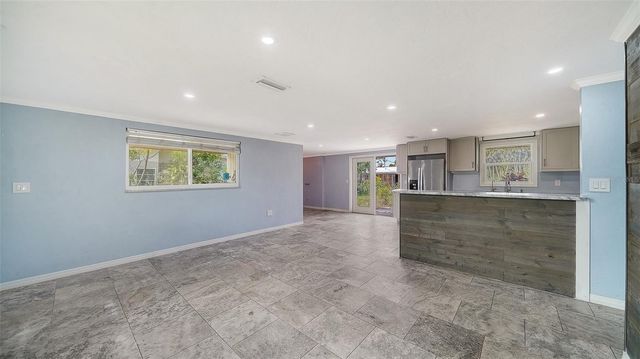 1203 PINELAND AVENUE, Venice, FL 34285