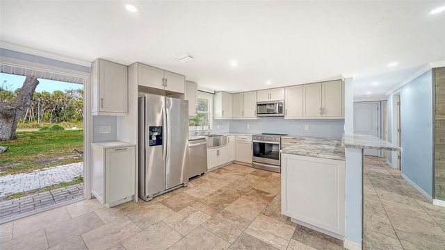 1203 PINELAND AVENUE, Venice, FL 34285