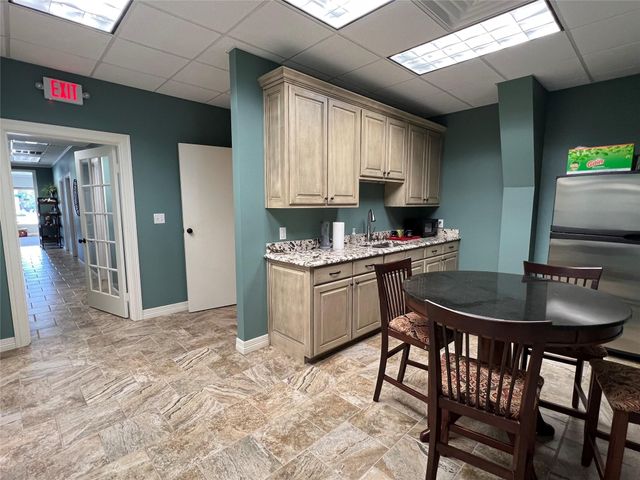 1428 S Broadway Street, Sulphur Springs, TX 75482