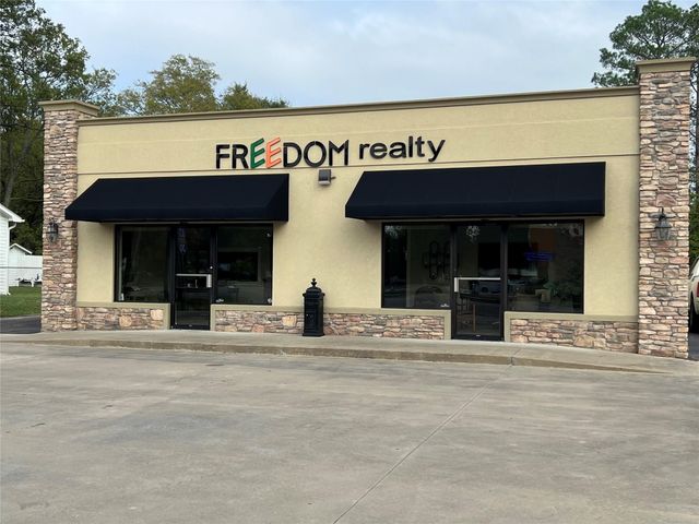 1428 S Broadway Street, Sulphur Springs, TX 75482
