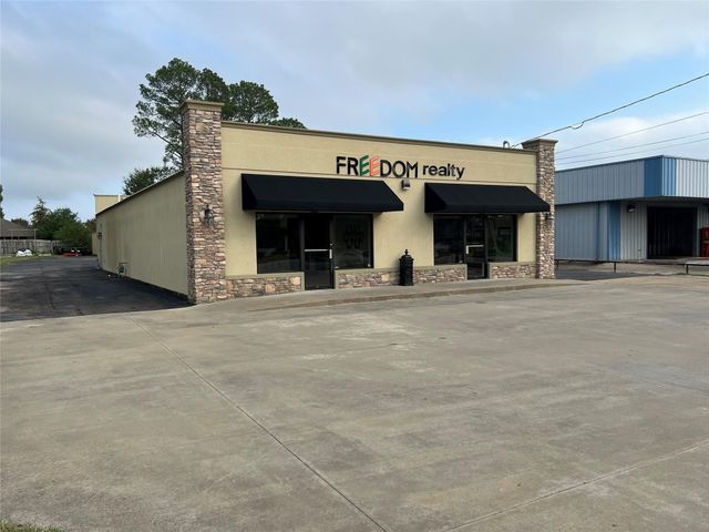 1428 S Broadway Street, Sulphur Springs, TX 75482