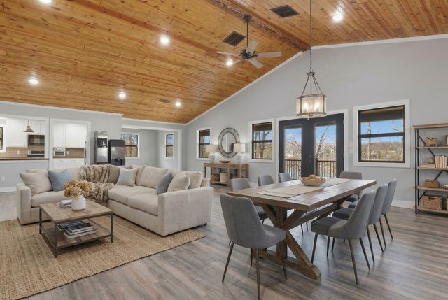 3675 Parrish Ridge Road, Goreville, IL 62939