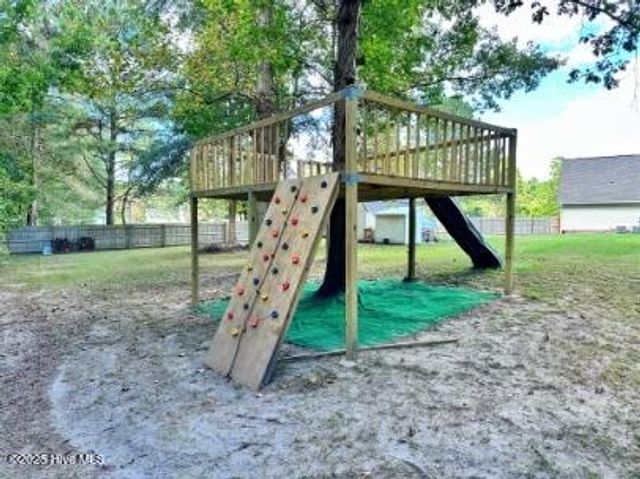 304 Chisholm Trail, Jacksonville, NC 28546