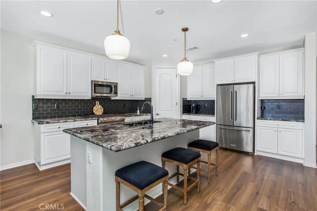 1264 Joshua Tree, Calimesa, CA 92320